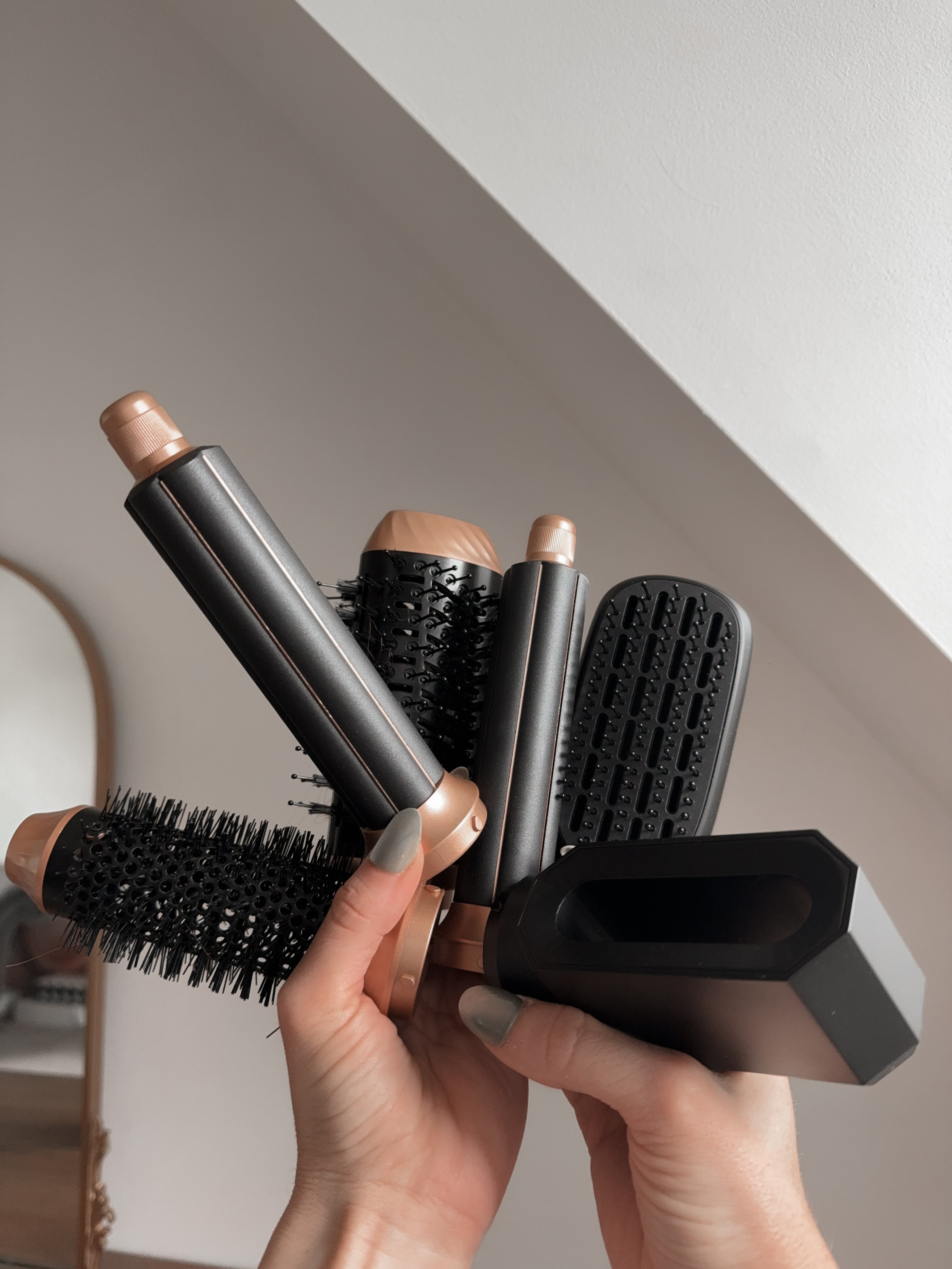 Glossie Pro 6 in 1 Ionic Hair Styler